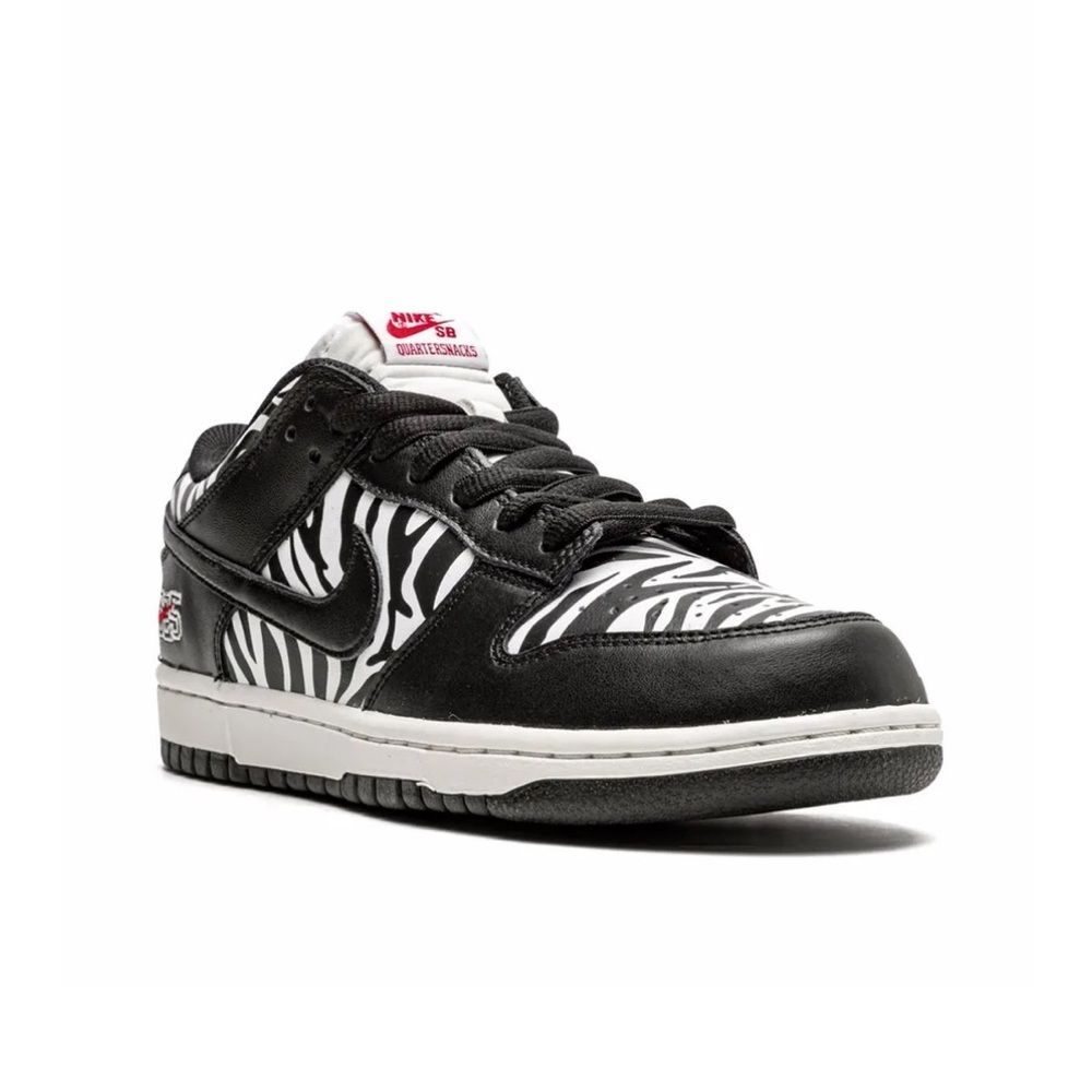 Brand New Nike SB Zebra dunk low sneakers in box - Picture 7 of 11